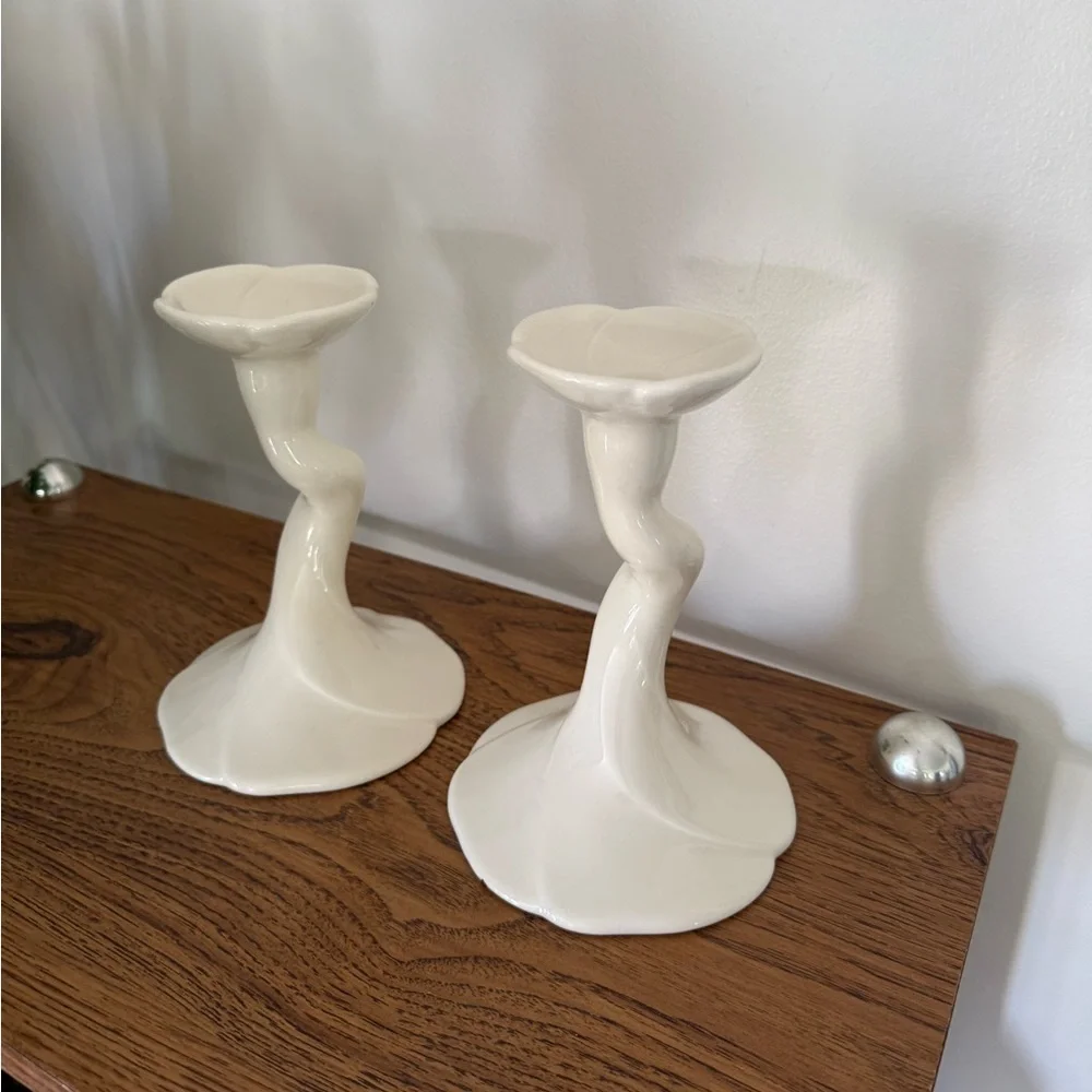 Cream Lilypad Pair Of Candlestick Holders Cottagecore